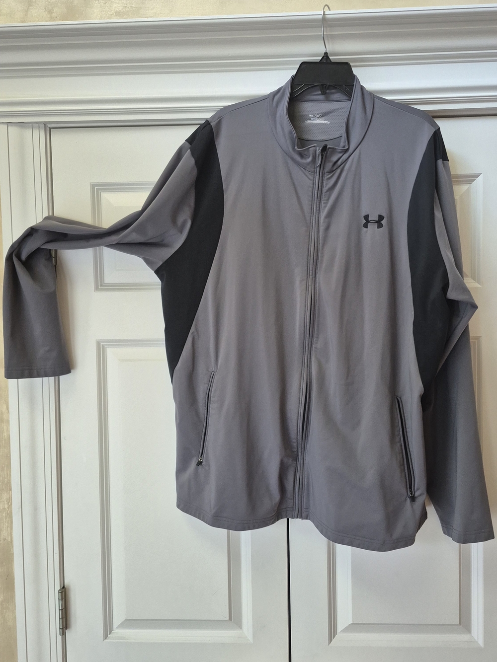 Under Armour Gray Full-Zip Athletic Jacket